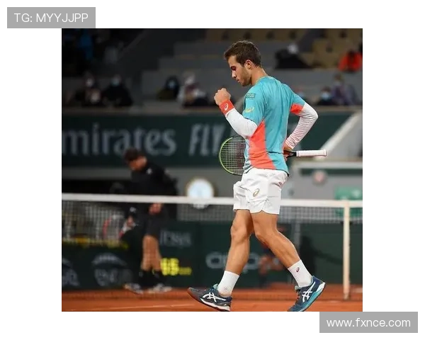 兹维轻松晋级辛纳再战沙波